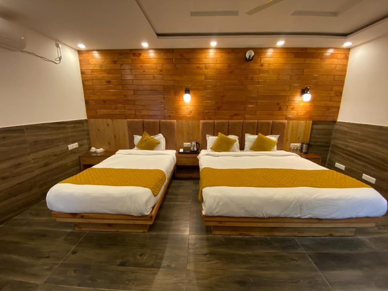The Aesthetic Hotel & Restaurant Bhīm Tāl 外观 照片