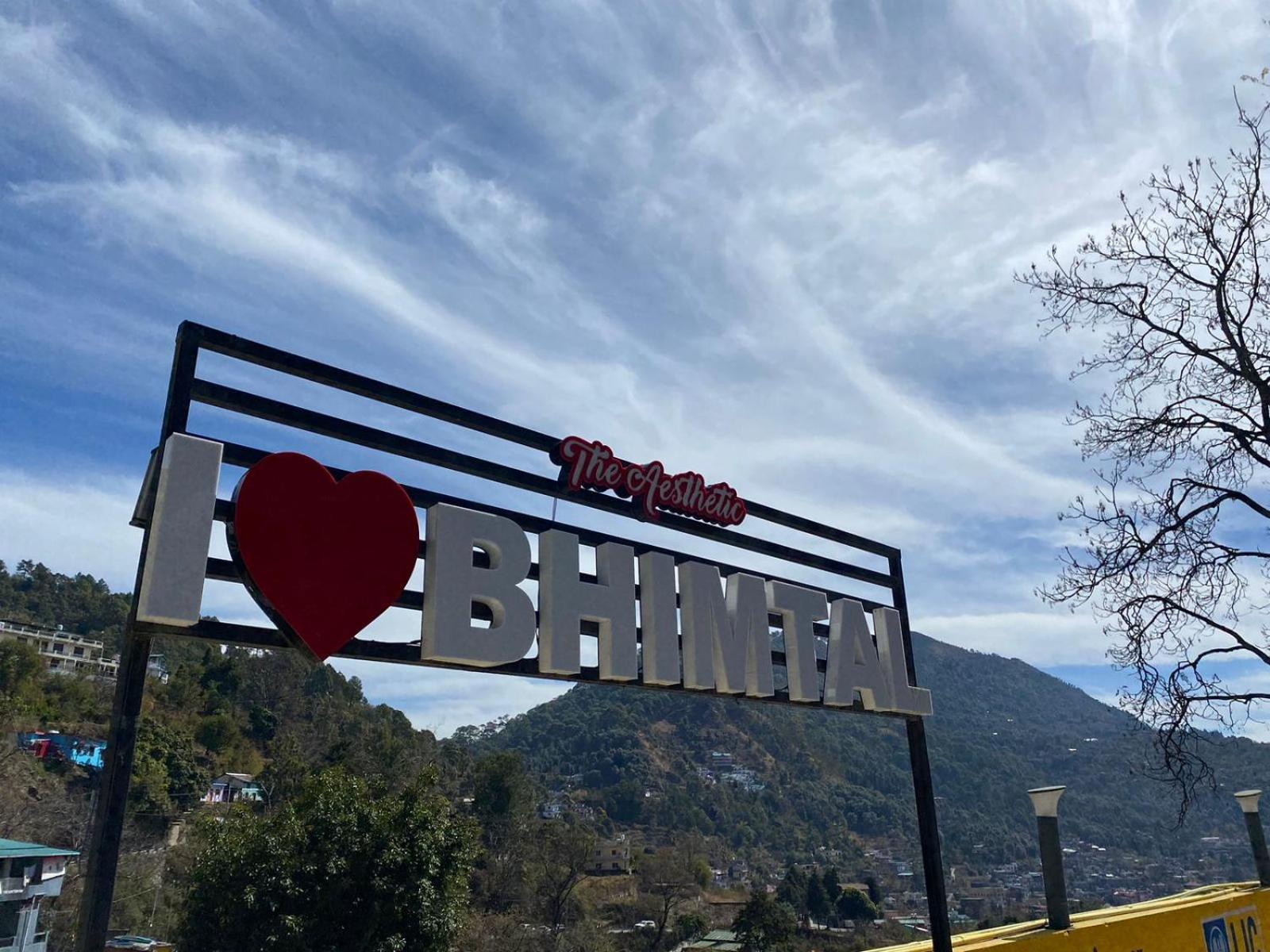 The Aesthetic Hotel & Restaurant Bhīm Tāl 外观 照片